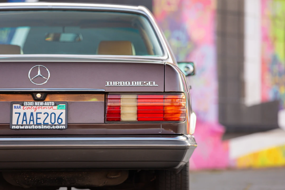 1981 Mercedes-Benz W126 S-Class Sedan - Image 27 of 31