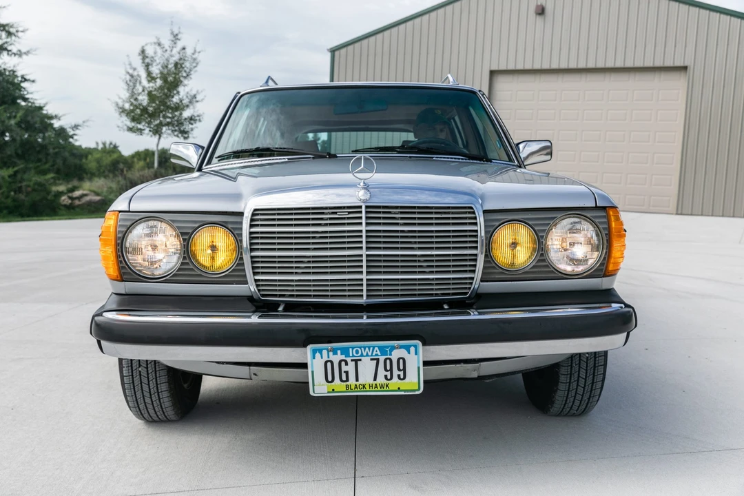 1981 Mercedes-Benz W123 Wagon (S123) - Image 3 of 31