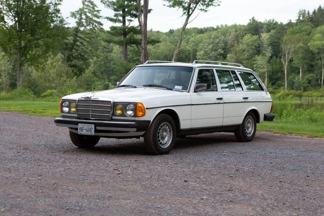 1981 Mercedes-Benz W123 Wagon (S123) - Image 11 of 31