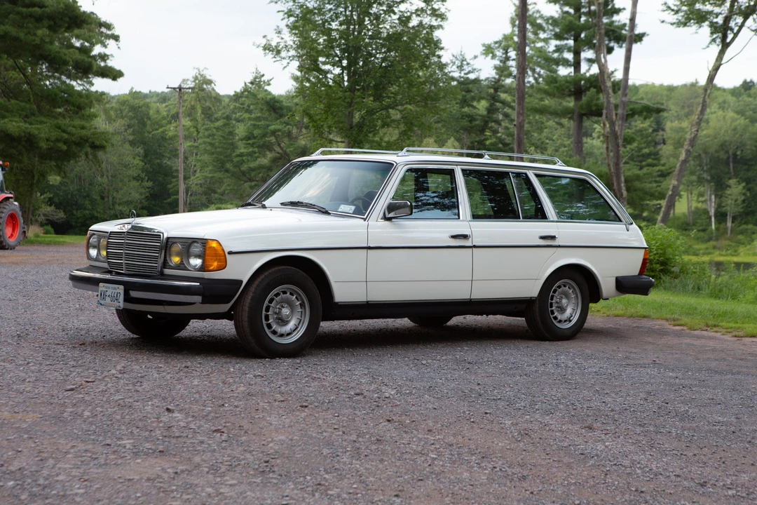 1981 Mercedes-Benz W123 Wagon (S123) - Image 14 of 31