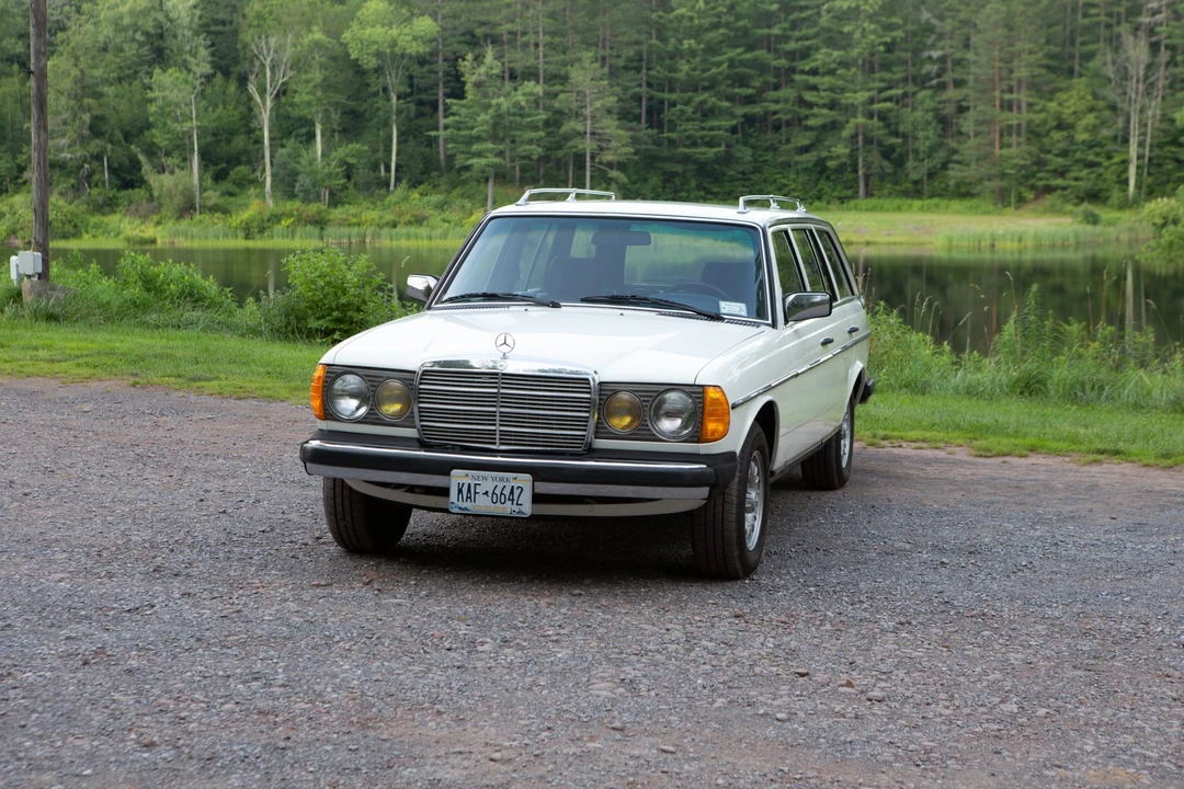 1981 Mercedes-Benz W123 Wagon (S123) - Image 9 of 31