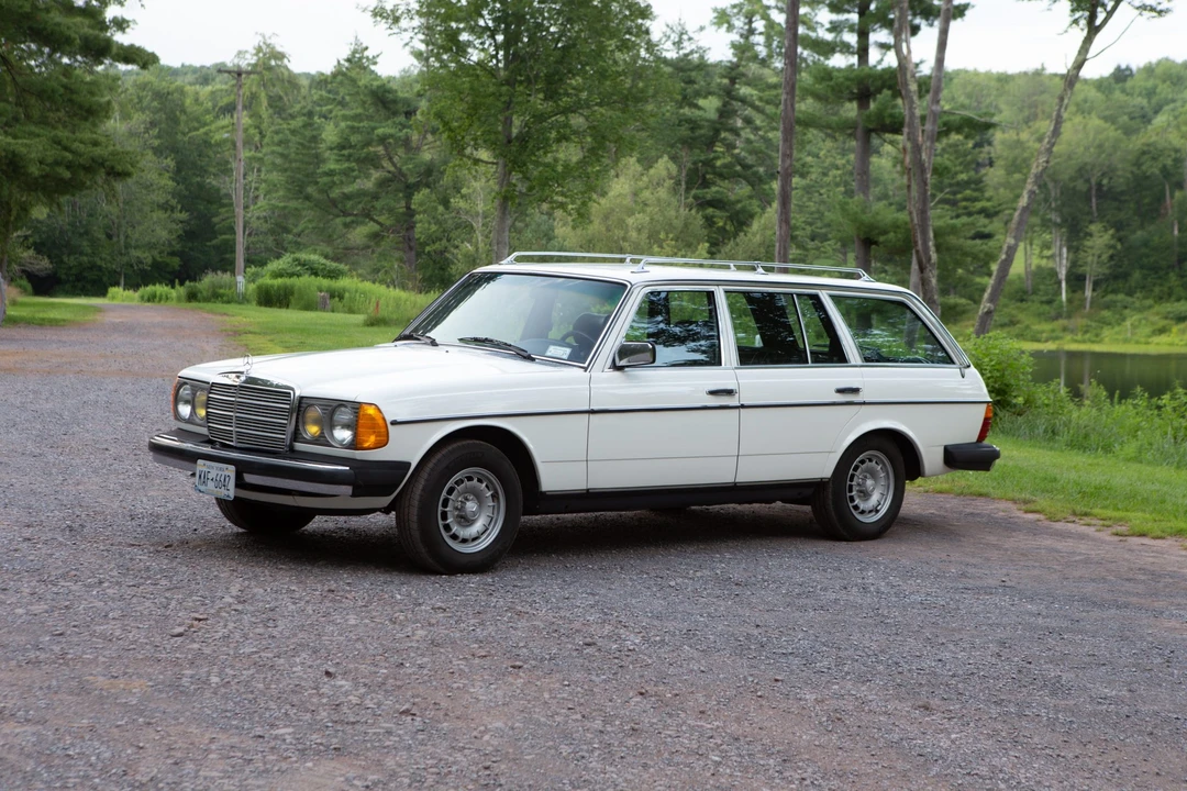 1981 Mercedes-Benz W123 Wagon (S123) - Image 13 of 31