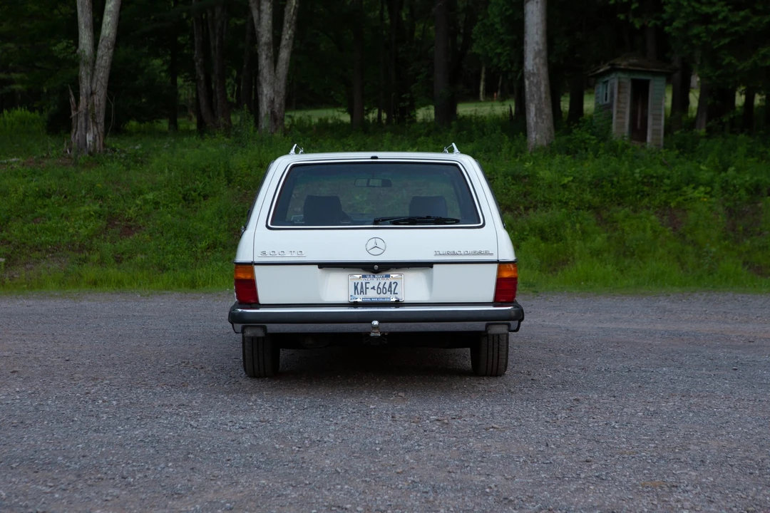 1981 Mercedes-Benz W123 Wagon (S123) - Image 30 of 31