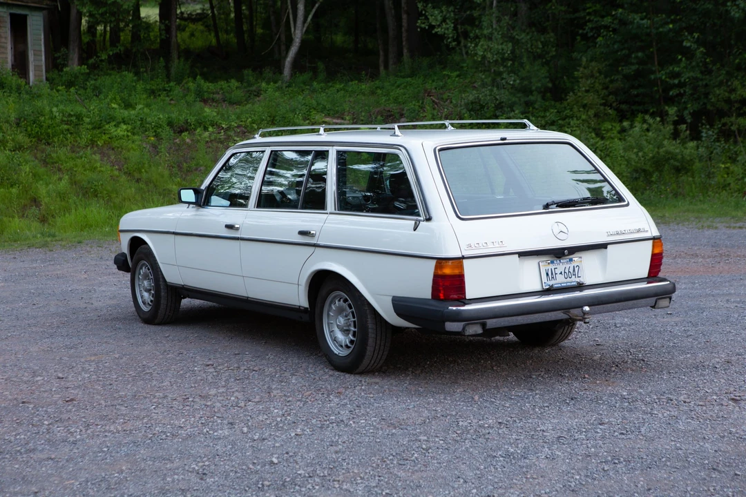 1981 Mercedes-Benz W123 Wagon (S123) - Image 23 of 31