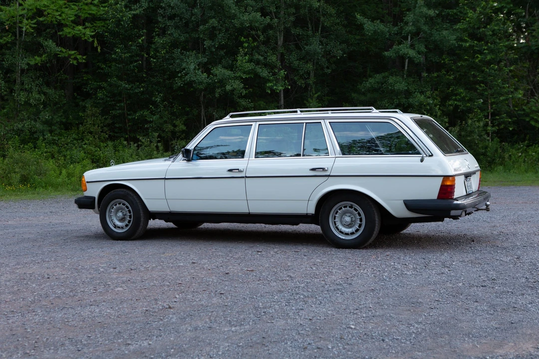1981 Mercedes-Benz W123 Wagon (S123) - Image 20 of 31