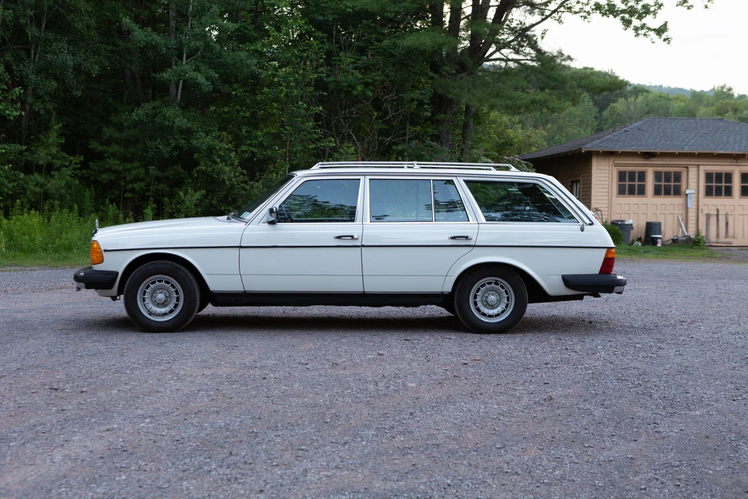 1981 Mercedes-Benz W123 Wagon (S123) - Image 18 of 31
