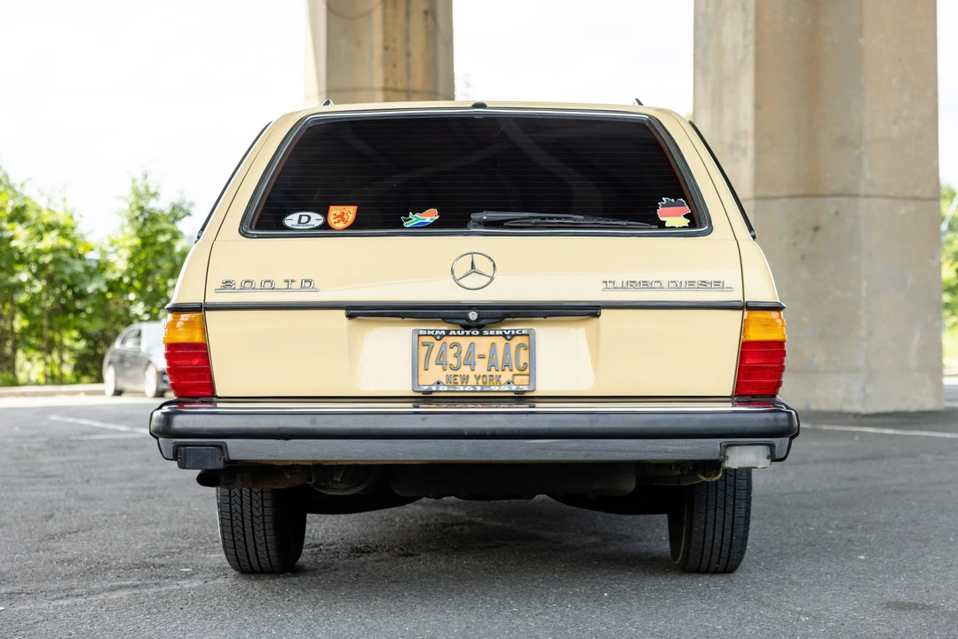 1981 Mercedes-Benz W123 Wagon (S123) - Image 6 of 31