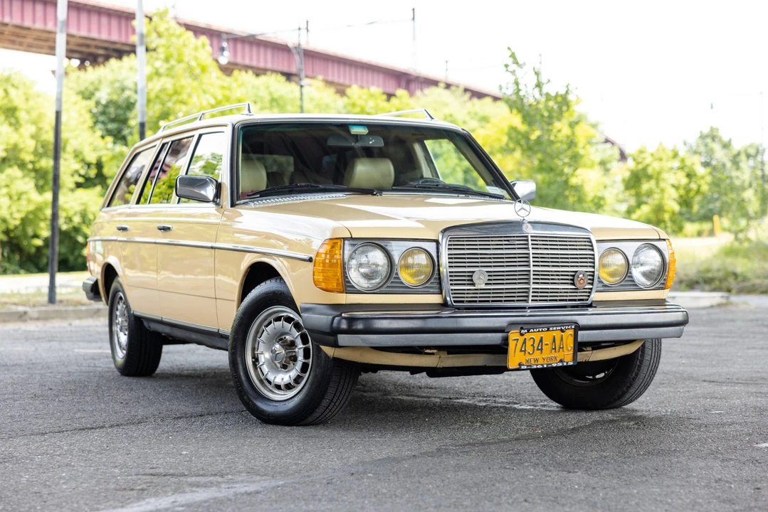 1981 Mercedes-Benz W123 Wagon (S123) - Image 3 of 31