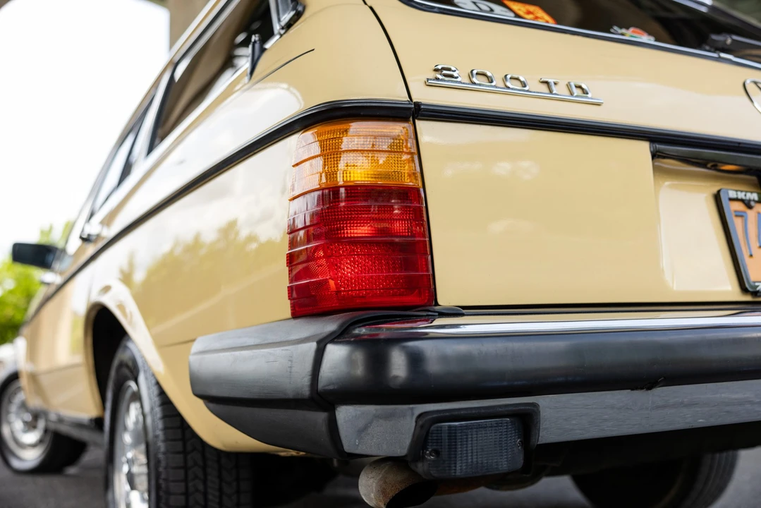 1981 Mercedes-Benz W123 Wagon (S123) - Image 24 of 31