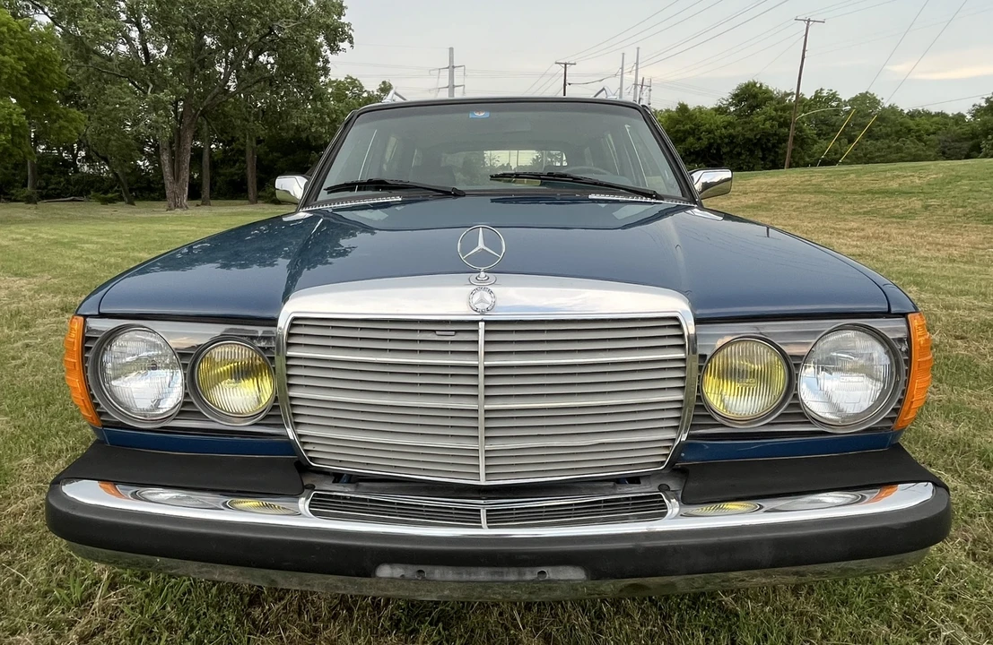 1981 Mercedes-Benz W123 Wagon (S123) - Image 6 of 31