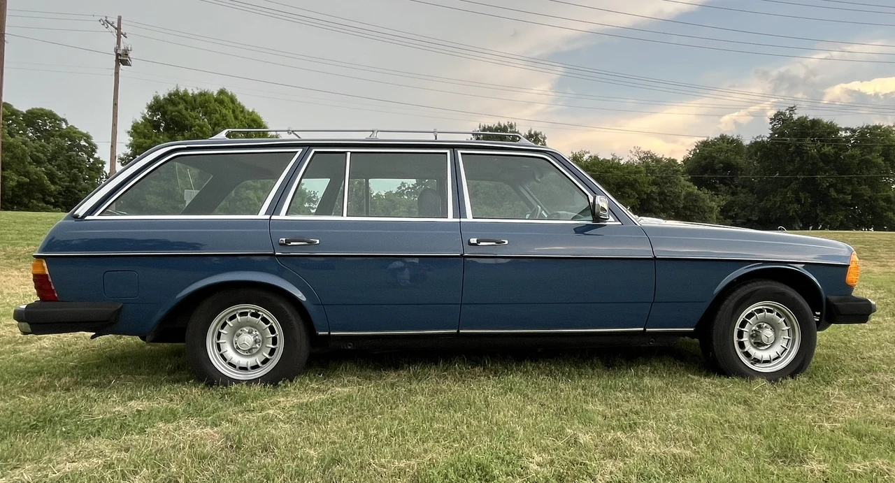 1981 Mercedes-Benz W123 Wagon (S123) - Image 10 of 31