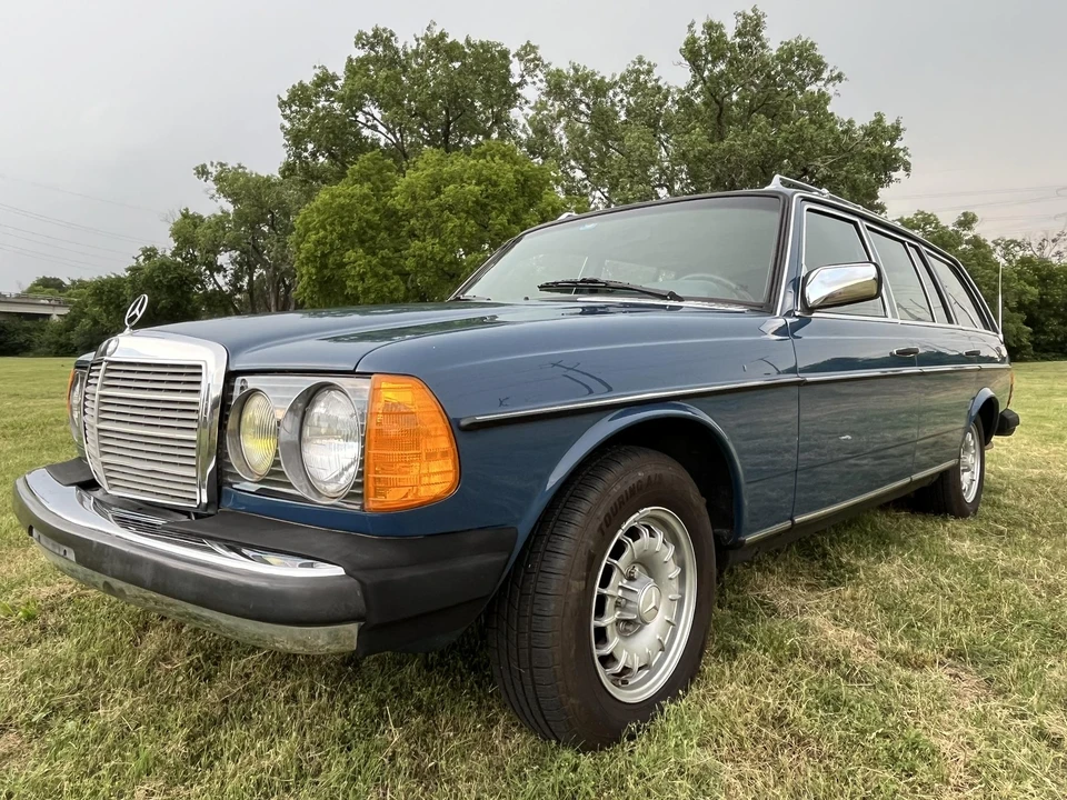 1981 Mercedes-Benz W123 Wagon (S123) - Image 4 of 31