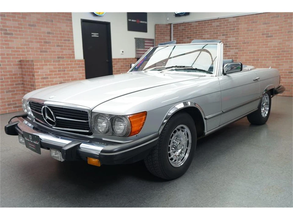 1981 Mercedes-Benz W126 S-Class Sedan - Image 3 of 31