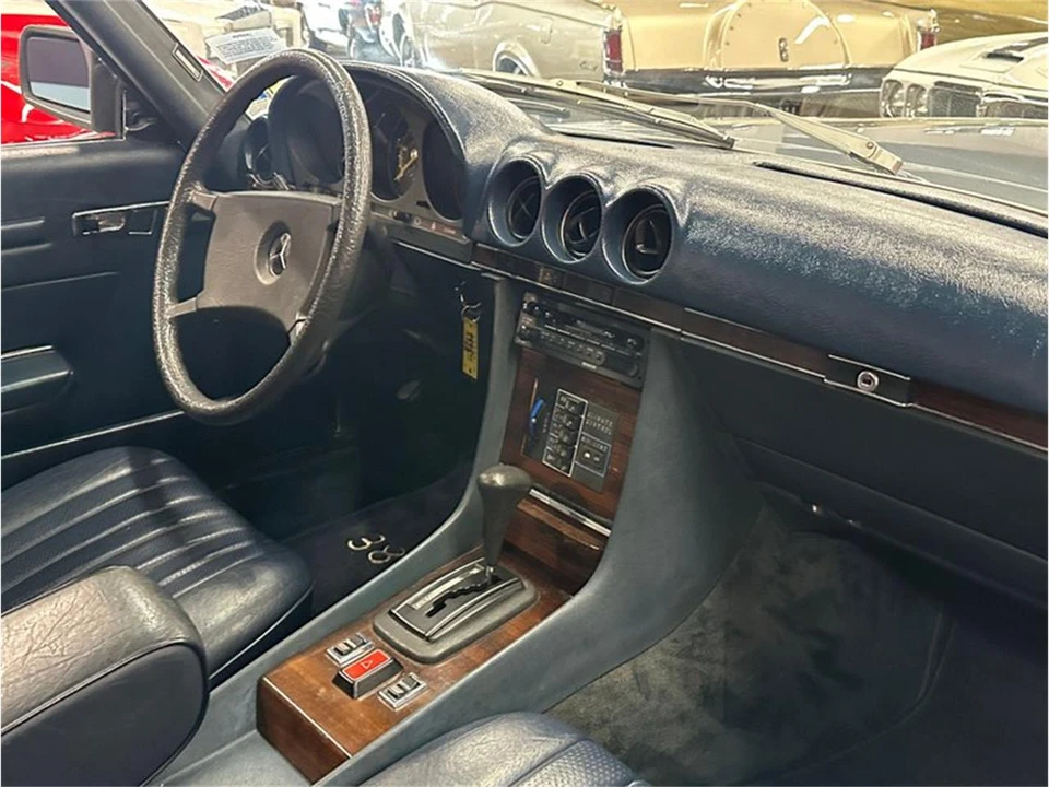 1981 Mercedes-Benz W126 S-Class Sedan - Image 29 of 31