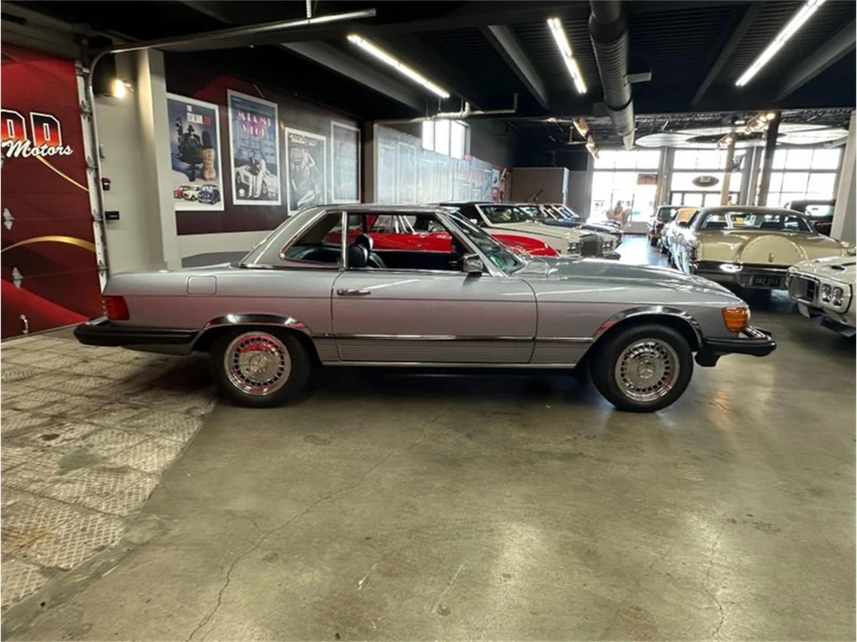1981 Mercedes-Benz W126 S-Class Sedan - Image 9 of 31