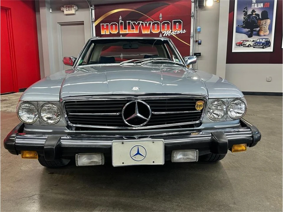 1981 Mercedes-Benz W126 S-Class Sedan - Image 5 of 31