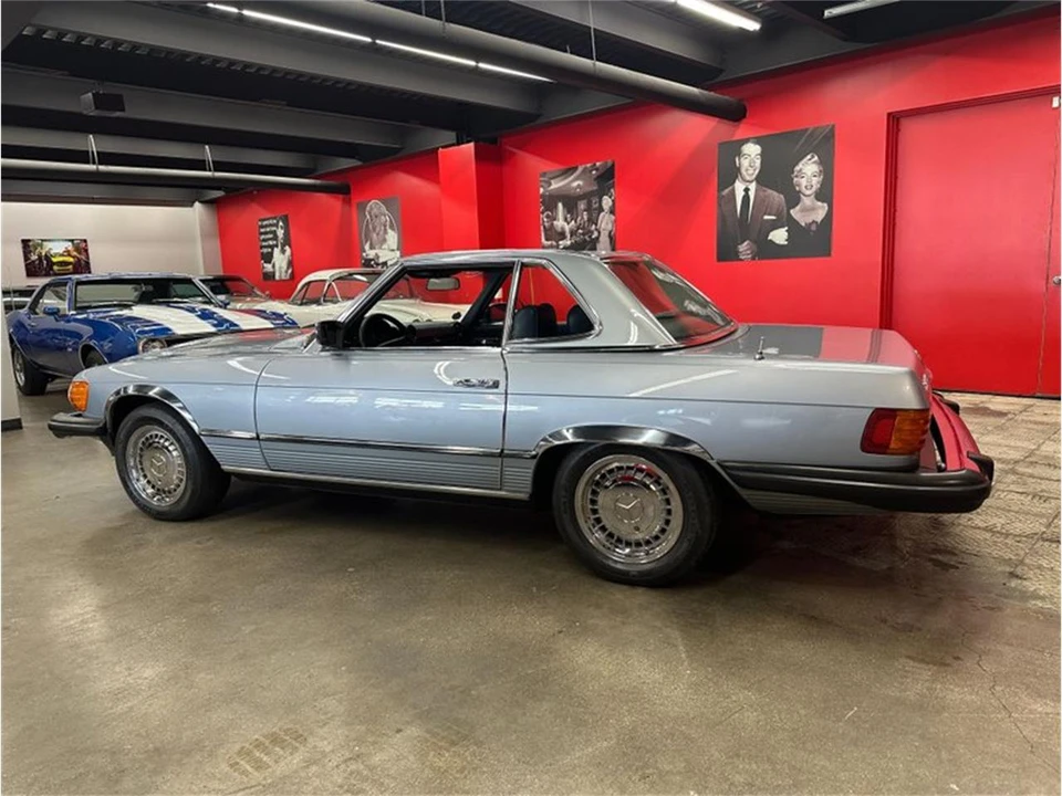 1981 Mercedes-Benz W126 S-Class Sedan - Image 17 of 31