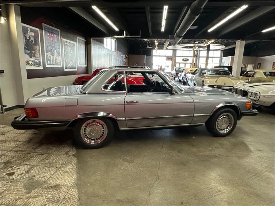 1981 Mercedes-Benz W126 S-Class Sedan - Image 10 of 31