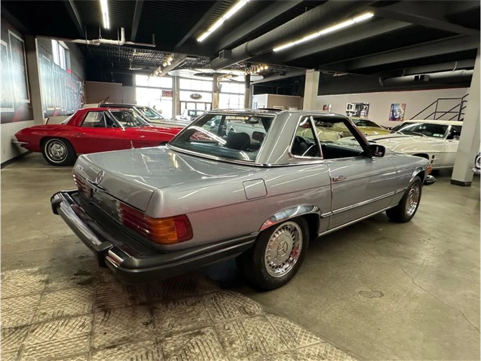 1981 Mercedes-Benz W126 S-Class Sedan - Image 14 of 31