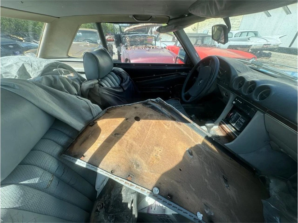 1981 Mercedes-Benz W116 S-Class - Image 8 of 12