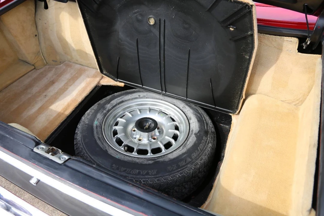 1981 Mercedes-Benz R107 SL-Class - Image 16 of 21