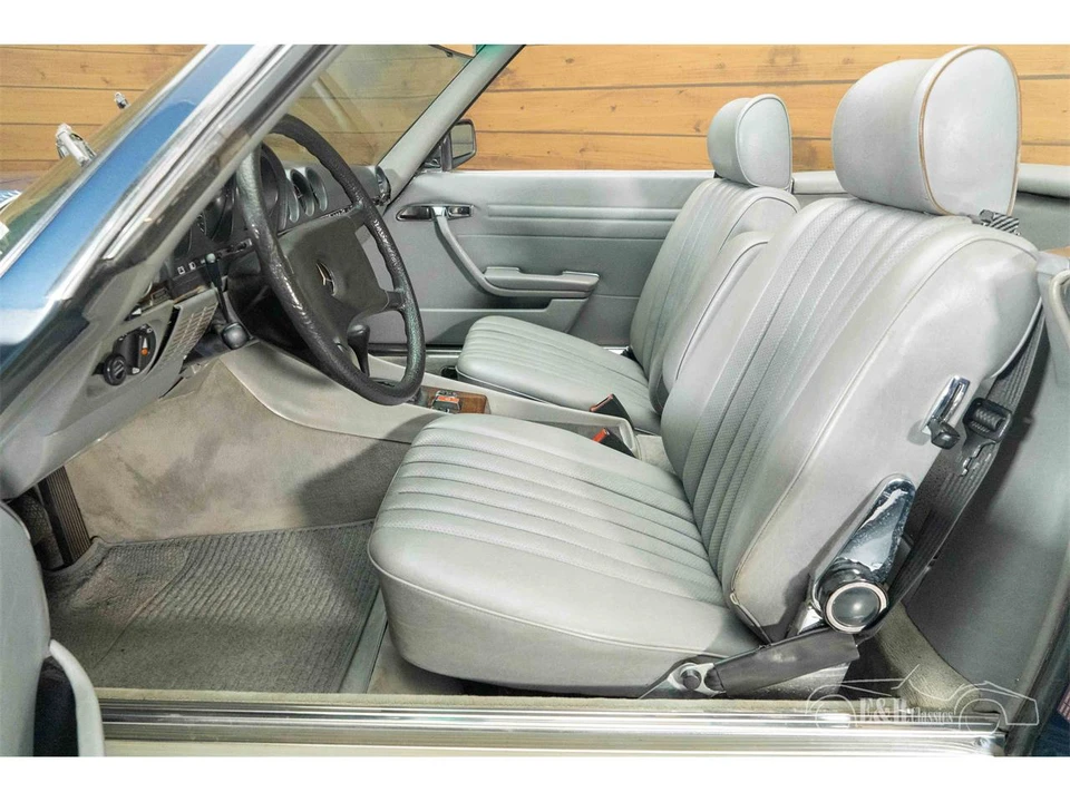 1981 Mercedes-Benz R107 SL-Class - Image 11 of 18