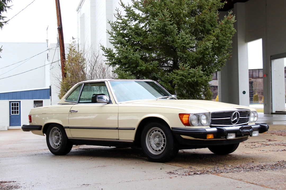 1981 Mercedes-Benz R107 SL-Class - Image 2 of 31