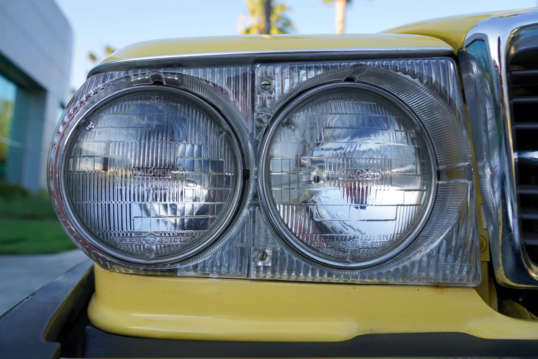 1981 Mercedes-Benz R107 SL-Class - Image 17 of 31