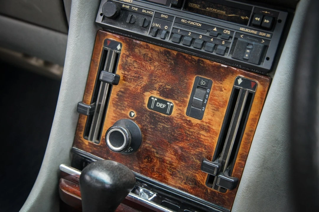 1980 Mercedes-Benz C107 SLC - Image 6 of 30