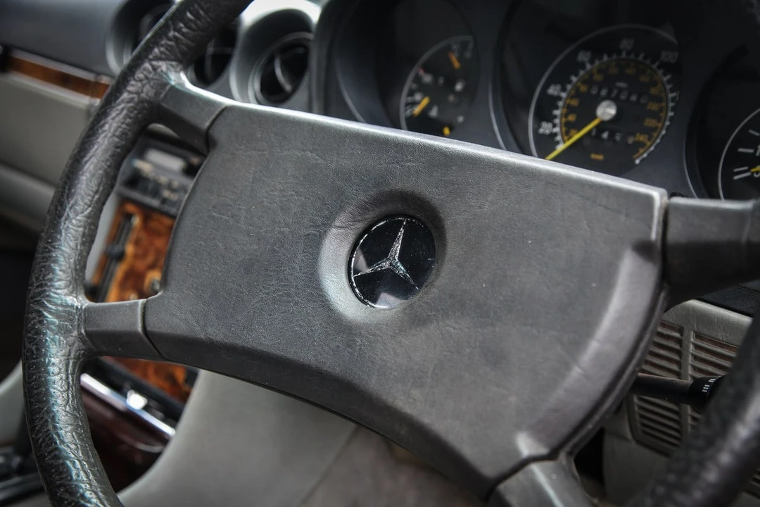 1980 Mercedes-Benz C107 SLC - Image 4 of 30
