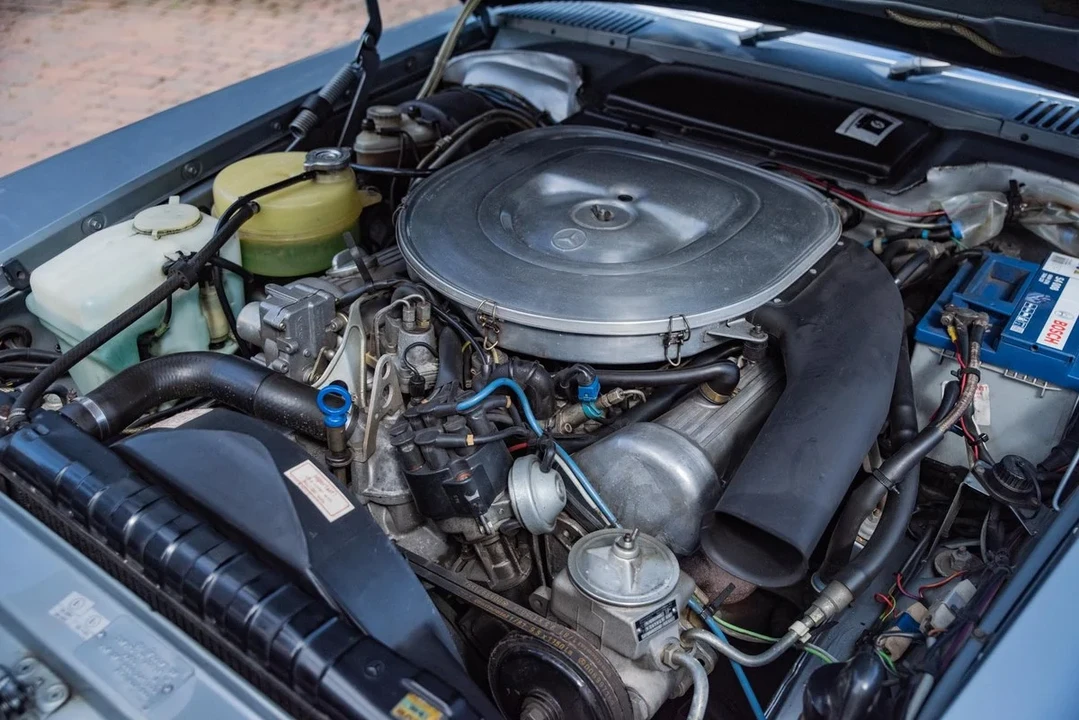 1981 Mercedes-Benz C107 SLC - Image 16 of 30