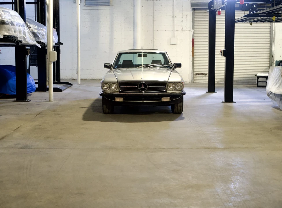 1981 Mercedes-Benz C107 SLC - Image 18 of 31