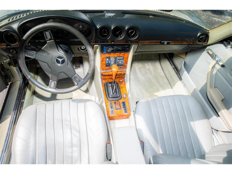 1981 Mercedes-Benz SLK-Class/SLC-Class - Image 12 of 16