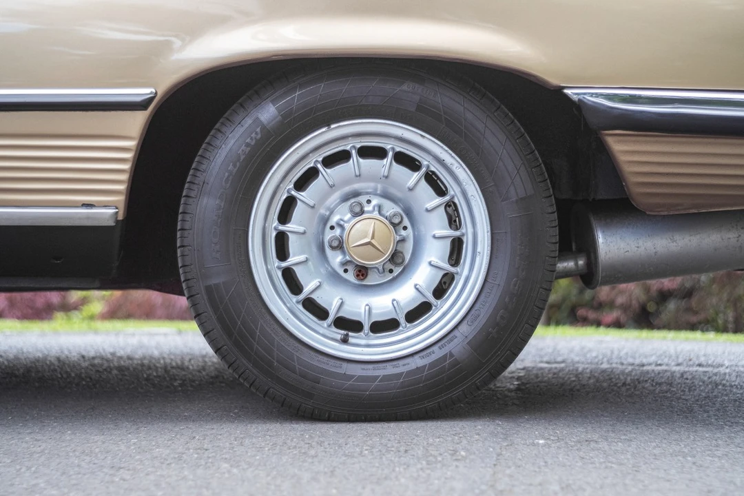 1982 Mercedes-Benz C107 SLC - Image 27 of 30
