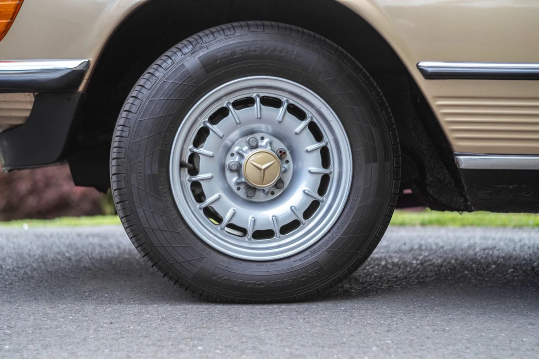 1982 Mercedes-Benz C107 SLC - Image 28 of 30