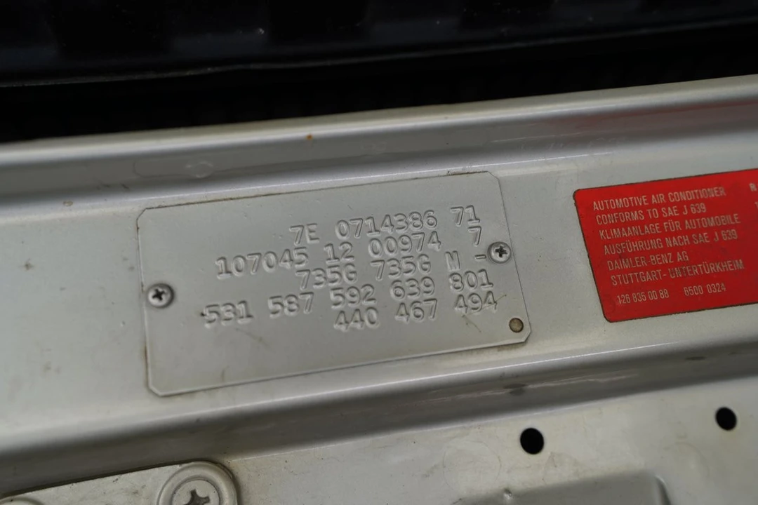 1981 Mercedes-Benz R107 SL-Class - Image 30 of 31