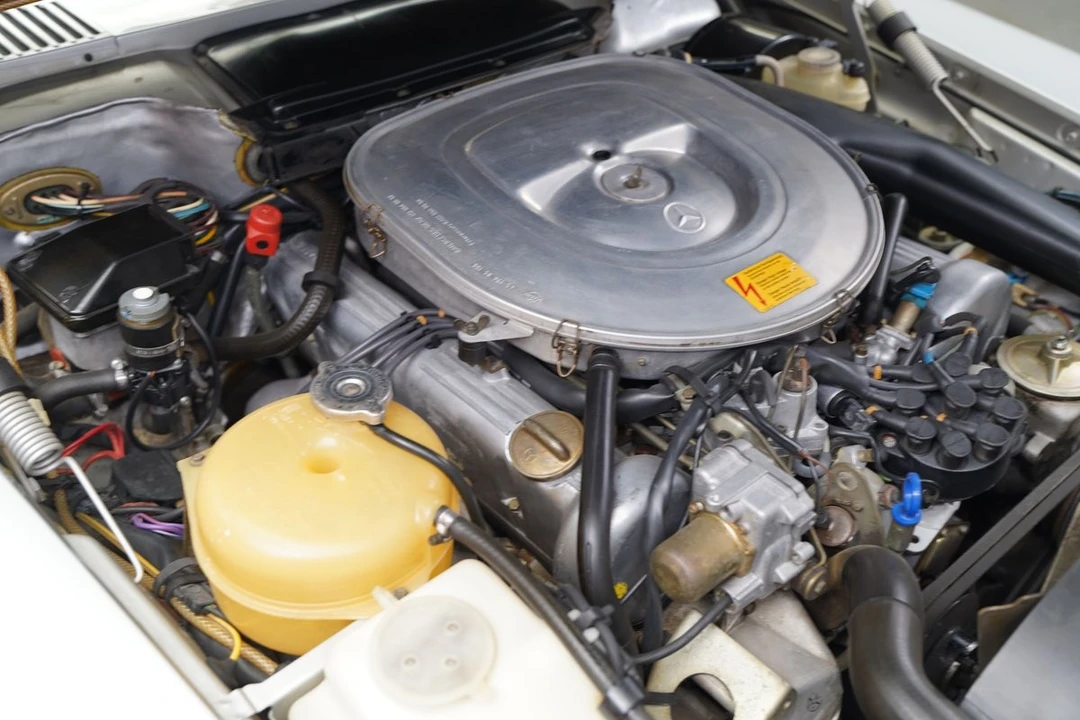 1981 Mercedes-Benz R107 SL-Class - Image 18 of 31