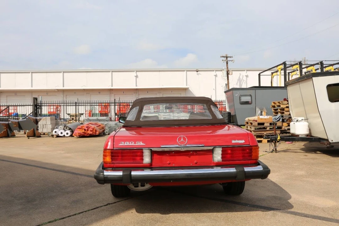 1981 Mercedes-Benz R107 SL-Class - Image 4 of 31