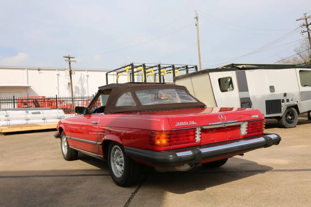 1981 Mercedes-Benz R107 SL-Class - Image 2 of 31