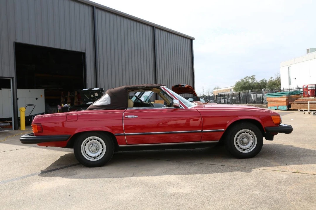 1981 Mercedes-Benz R107 SL-Class - Image 7 of 31