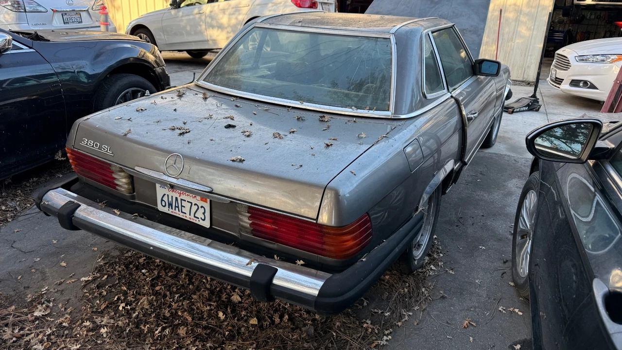 1981 Mercedes-Benz R107 SL-Class - Image 6 of 10