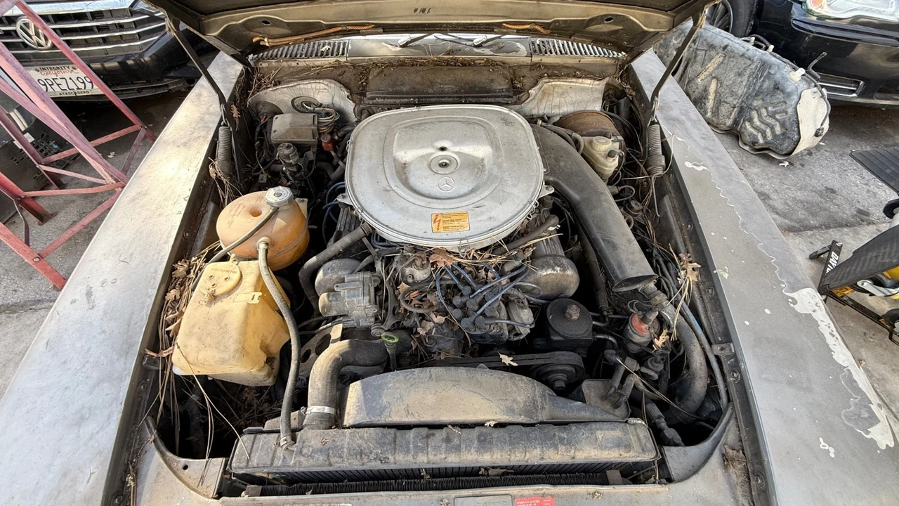 1981 Mercedes-Benz R107 SL-Class - Image 10 of 10