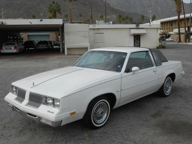 1981 Oldsmobile Cutlass 5th Gen - Image 2 of 5