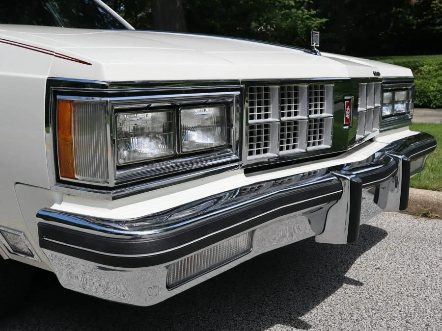 1981 Oldsmobile 98 - Image 23 of 31