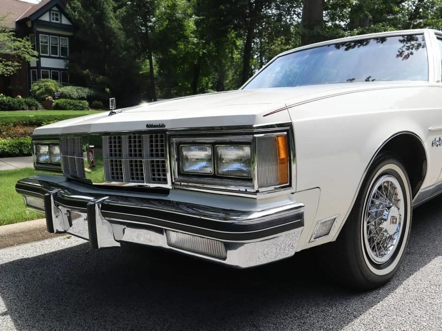 1981 Oldsmobile 98 - Image 26 of 31