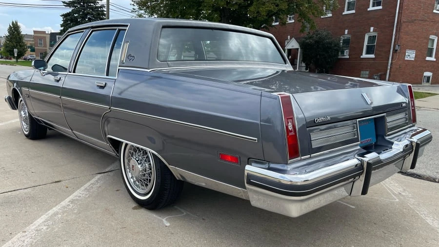 1981 Oldsmobile 98 - Image 7 of 14