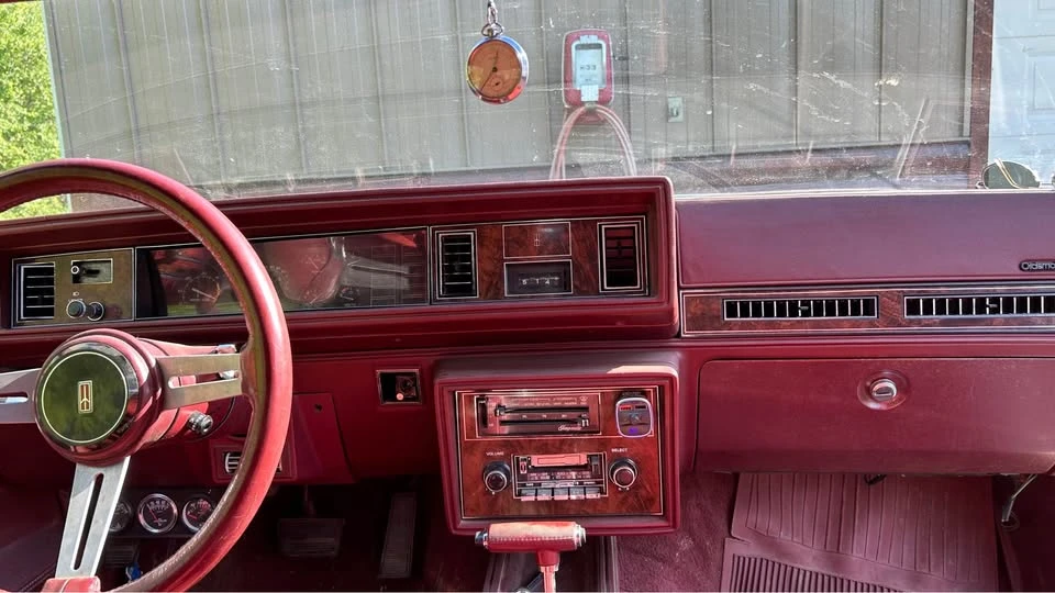 1981 Oldsmobile Cutlass 5th Gen - Image 8 of 12
