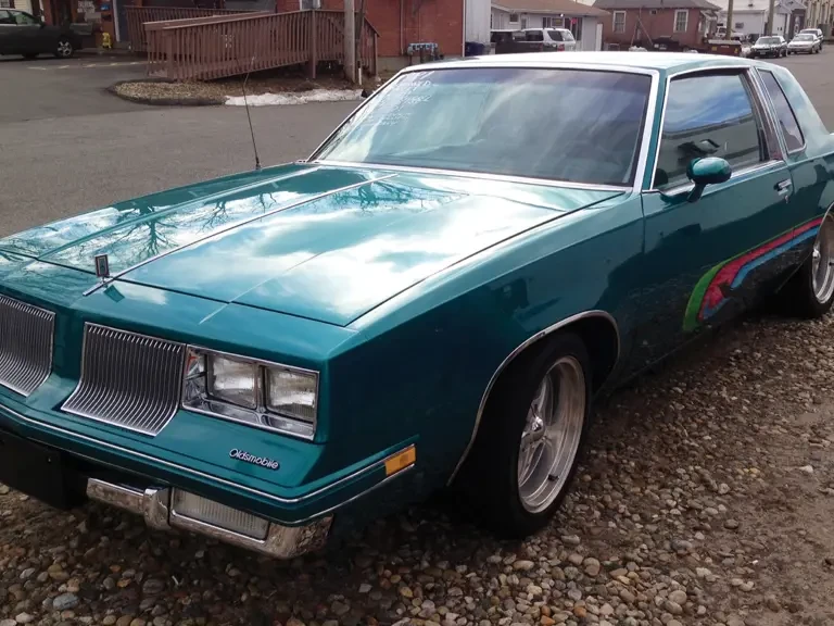 1981 Oldsmobile Cutlass 5th Gen - Image 2 of 2