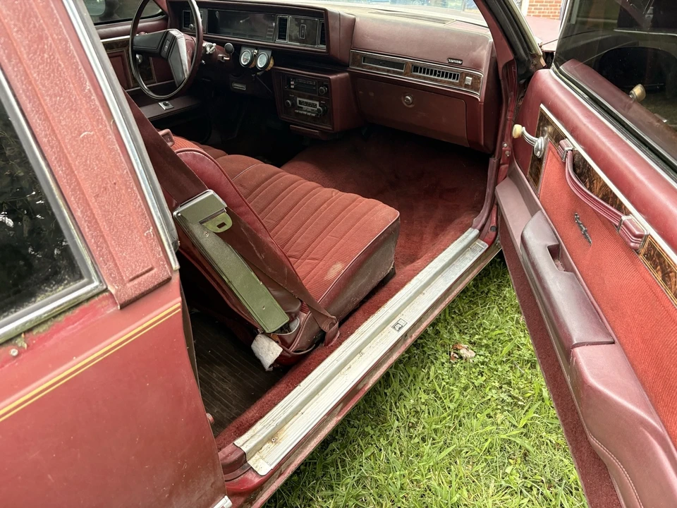 1981 Oldsmobile Cutlass 5th Gen - Image 17 of 21