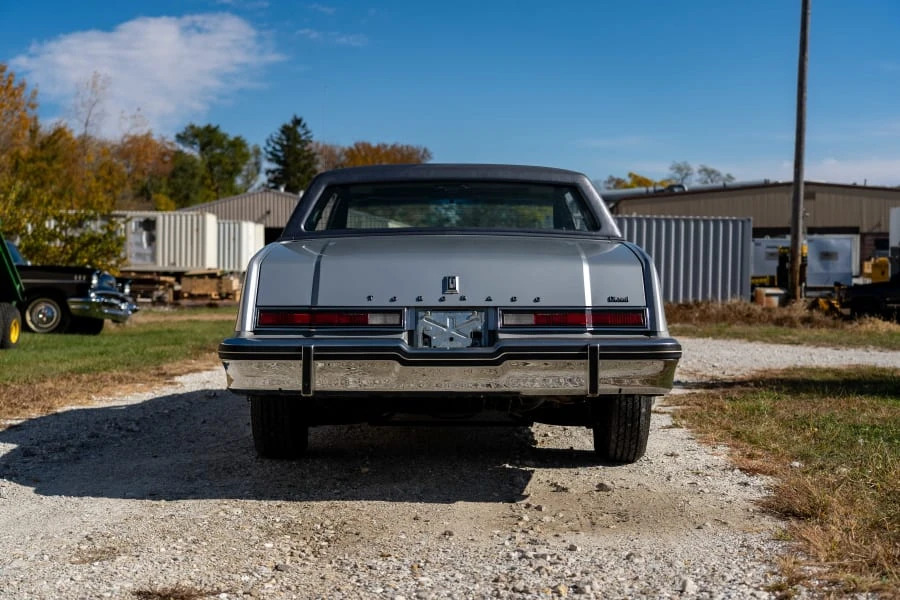 1981 Oldsmobile Toronado - Image 5 of 22